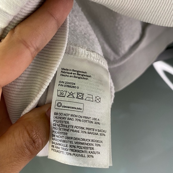 The Simpsons junior crop sweatshirt Lisa - Picture 10 of 10